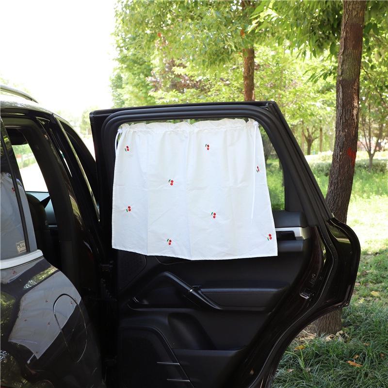 Rèm Che Nắng Cách Nhiệt Bằng Vải Cotton Thêu Họa Tiết Hoạt Hình Có Giác Hút Gắn Xe Hơi