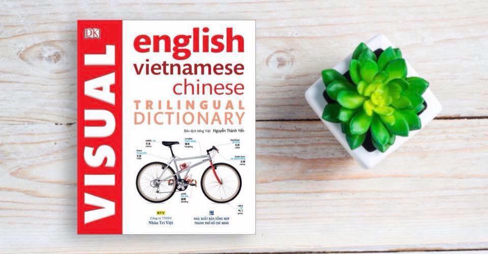 Combo 2 sách Từ điển hình ảnh Tam Ngữ Trung Anh Việt – Visual English Vietnamese Chinese Trilingual Dictionary+ Hội thoại giao tiếp tiếng Trung ngành du lịch khách sạn có audio nghe+DVD tài liệu