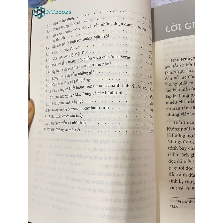 Sách Thiên Văn Vui