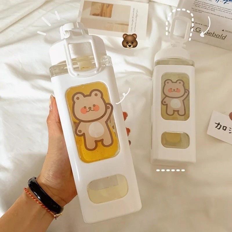 Bình Nhựa Vuông Đựng Nước Kèm Sticker Chìm - Bình Nước Dung Tích 700ml