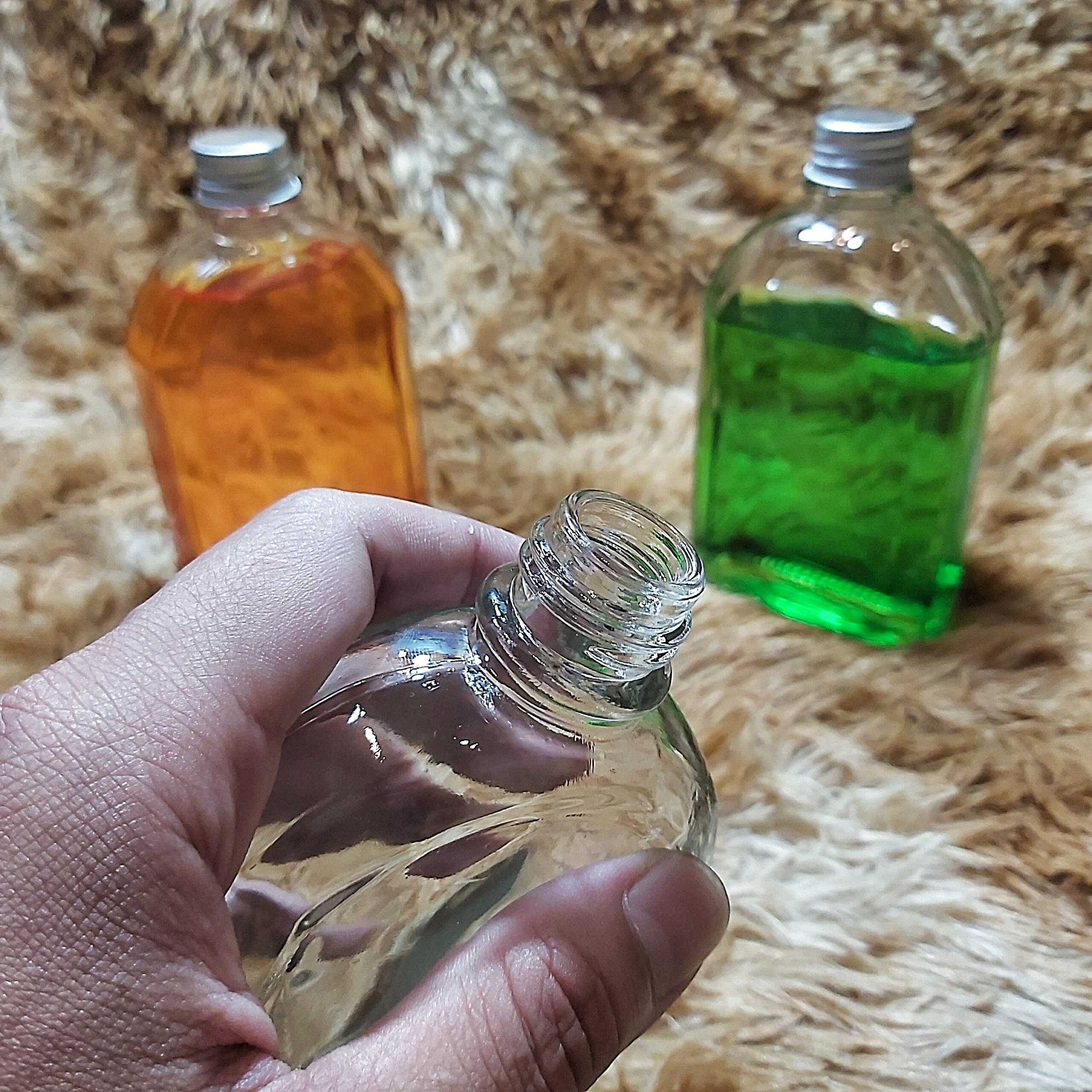 Chai Thủy Tinh Dẹt 200ML cao cấp vuông vát vai kiểu dẹt – nắp nhôm - Chai Thủy Tinh 200ML – Chai Thủy Tinh Nhỏ đựng dầu dừa, tinh dầu, thức uống