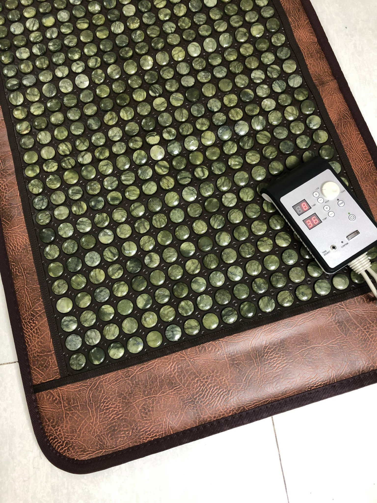Thảm nhiệt nóng đá ngọc bích ion âm, hồng ngoại 65 x165 giảm đau nhức cơ thể , giảm đau cổ vai gáy