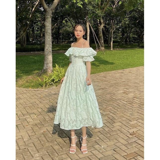 ĐẦM MAXI HOA TRỄ VAI BÈO NGỰC