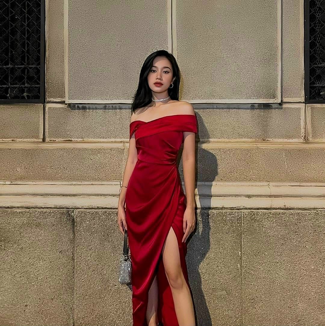 ĐẦM TRỄ VAI QUÁ ĐẸP