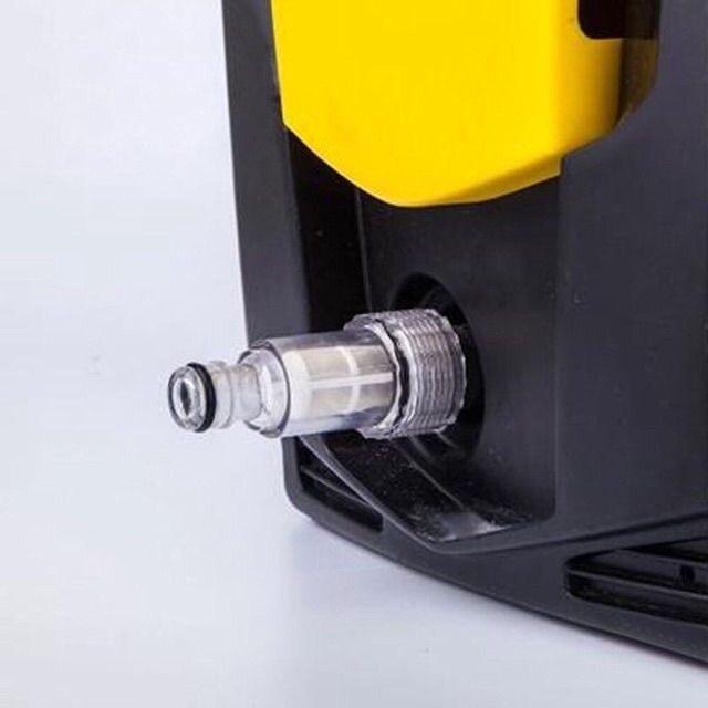 Cút lọc nước nối với dây hút của máy rửa xe gia đình mini áp lực