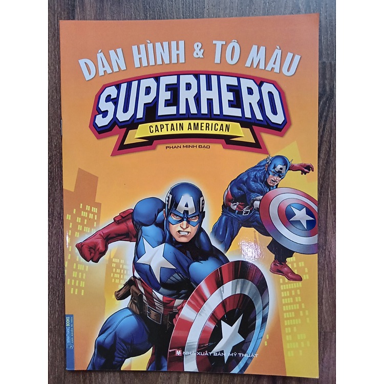 Sách Dán hình và tô màu SUPERHERO SUPERMAN (Bìa Mềm)