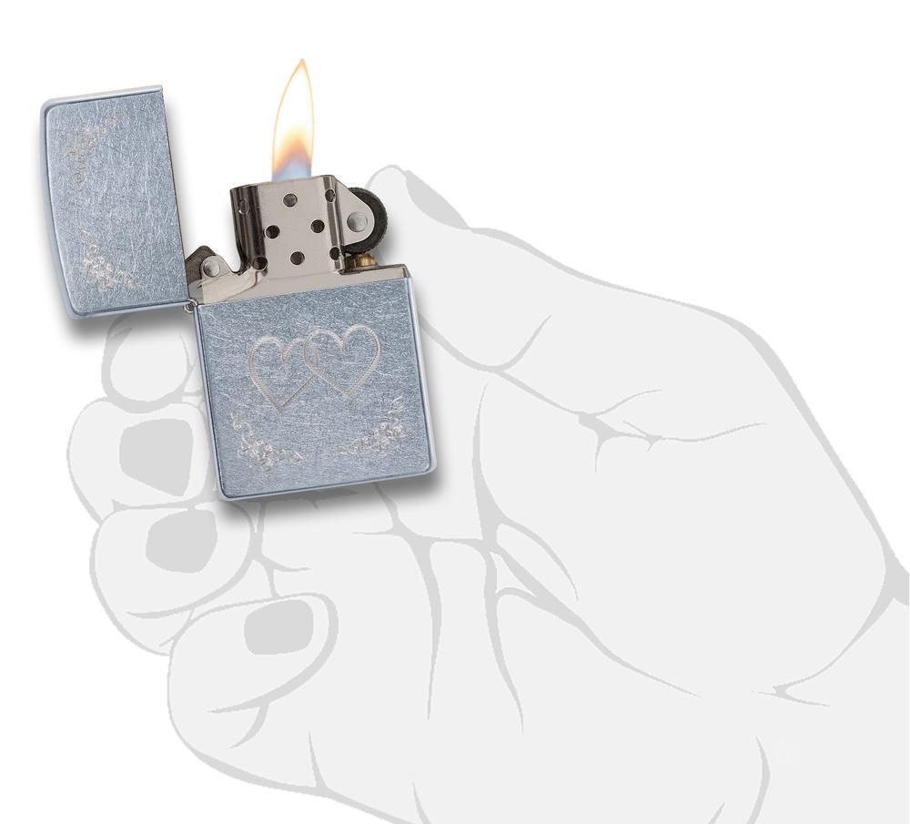 Bật Lửa Zippo Heart To Heart Street Chrome 24016