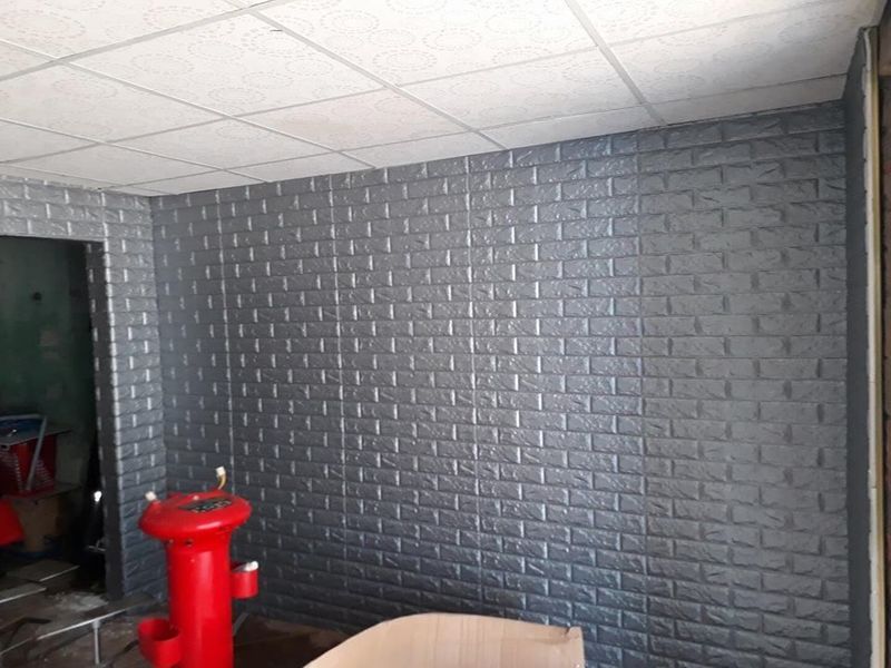 Bộ 5 Tấm Xốp Dán Tường Giả Gạch 3D Màu Xám 70cmx77cm