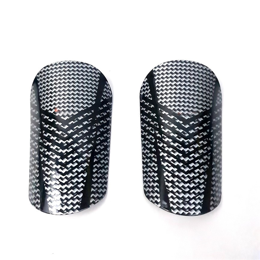 Rote bảo vệ ống quyển ống đồng vân Carbon CP - Ốp Bảo Vệ Ống Chân Đá Bóng CP Vân Carbongng