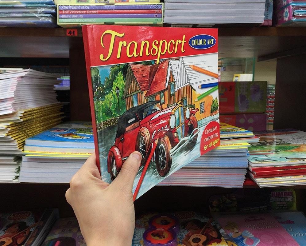 Sách ngoại văn: Colour Art - Transport