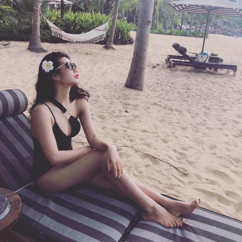 freeship Bikini liền đen lệch vai siêu đẹp mới nhất ( Ảnh chụp thật 100%)