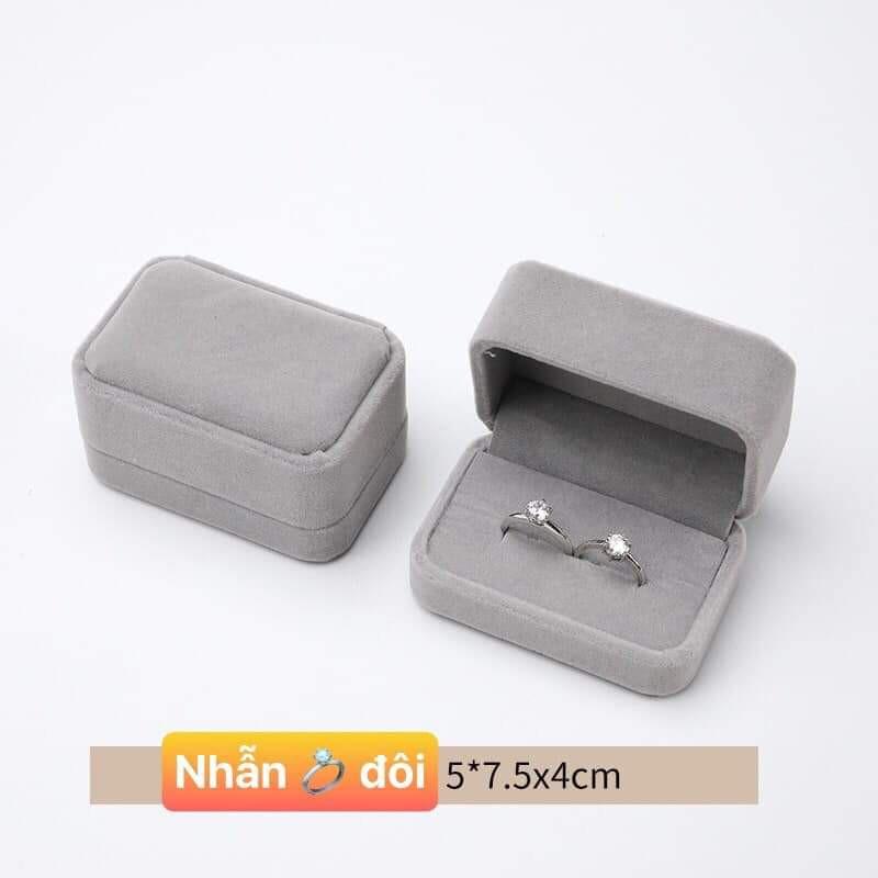 Hộp đựng nhẫn, dây chuyền, bộ trang sức nhãn hiệu DaLiA Jewelry chất liệu nhung làm hộp đựng quà tặng cao cấp