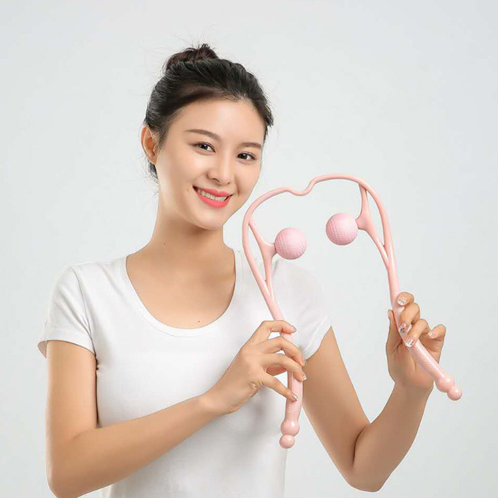 Dụng cụ massage cổ vai gáy bằng tay, làm bằng nhựa PP-TPR mềm, dẻo, êm