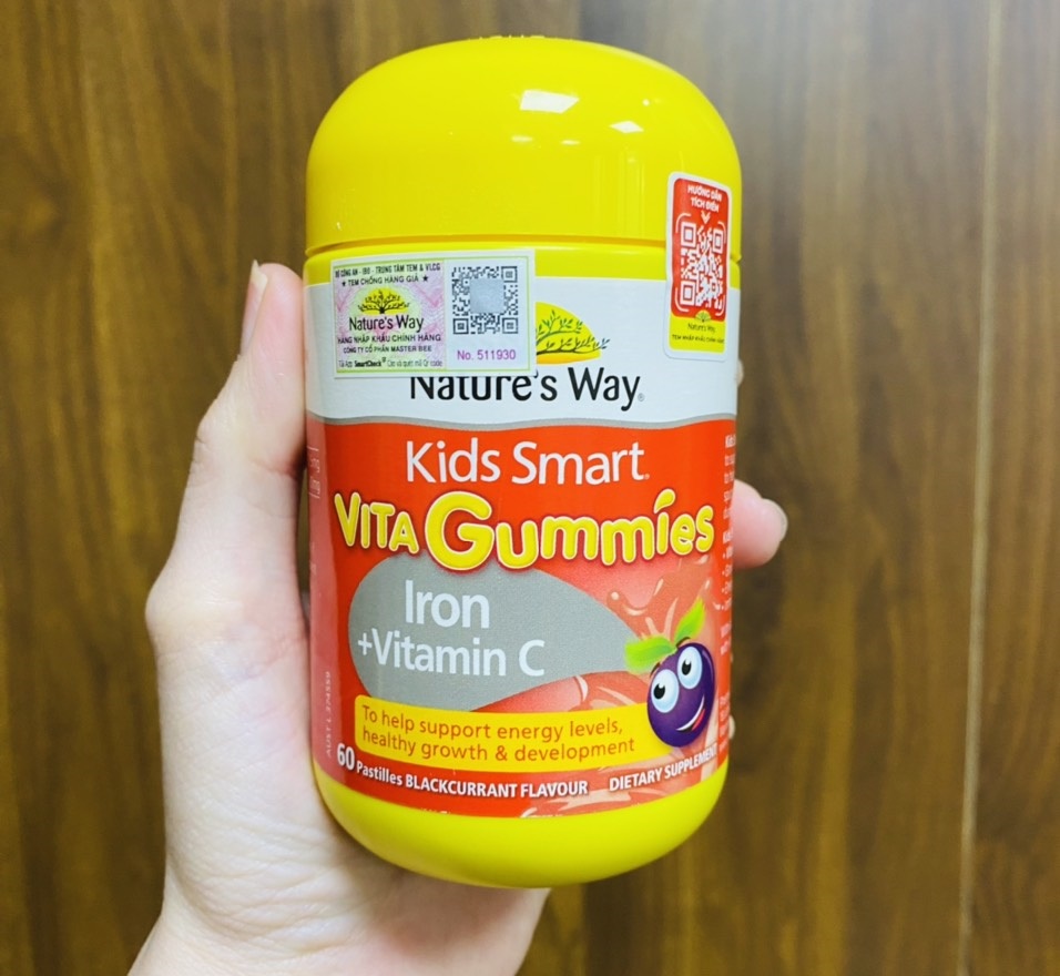 Viên uống Nature’s Way Kids Smart Vita Gummies Iron + Vitamin C – Bổ sung sắt hữu cơ và vitamin C cho trẻ