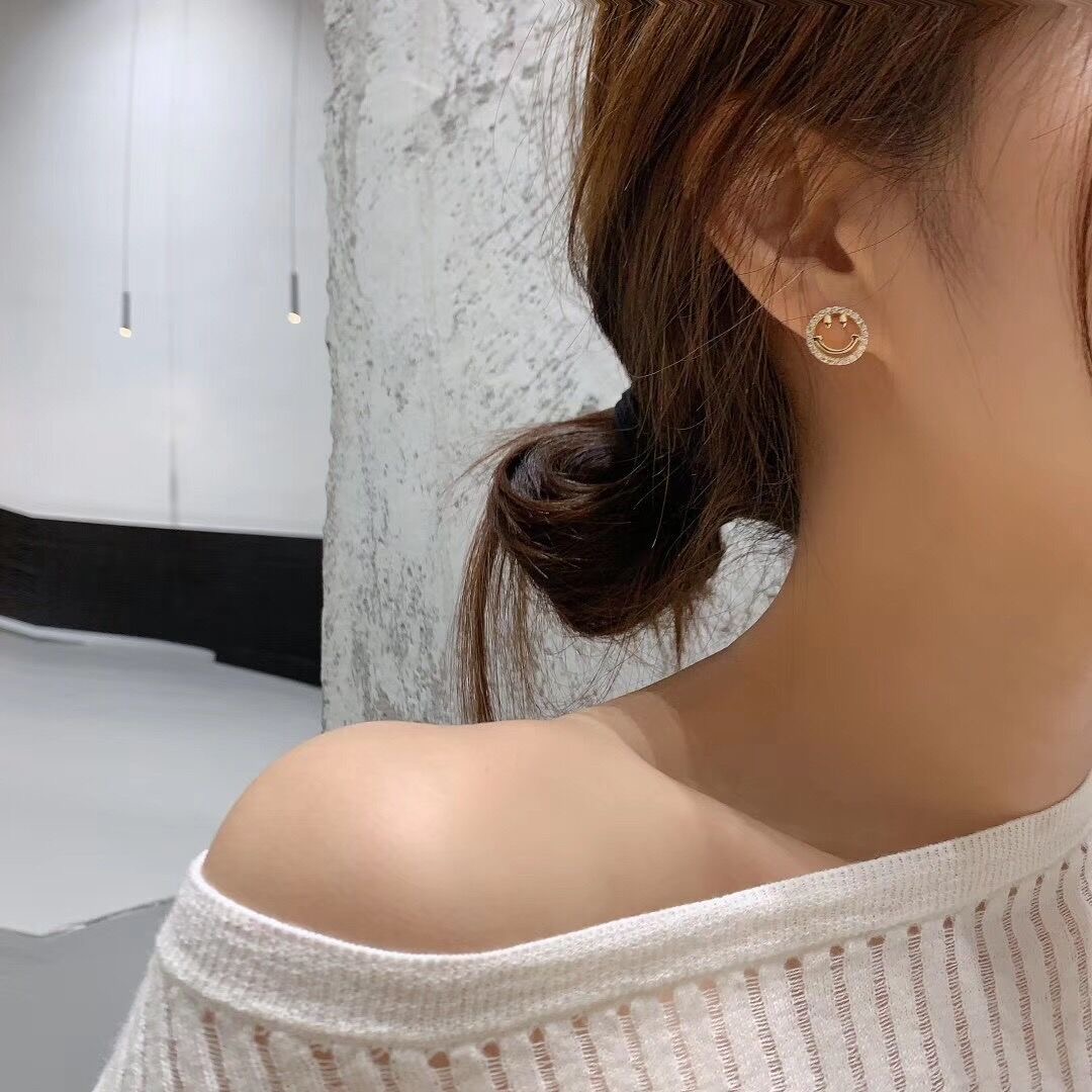 Bông tai nữ hình mặt cười đính đá dễ thương