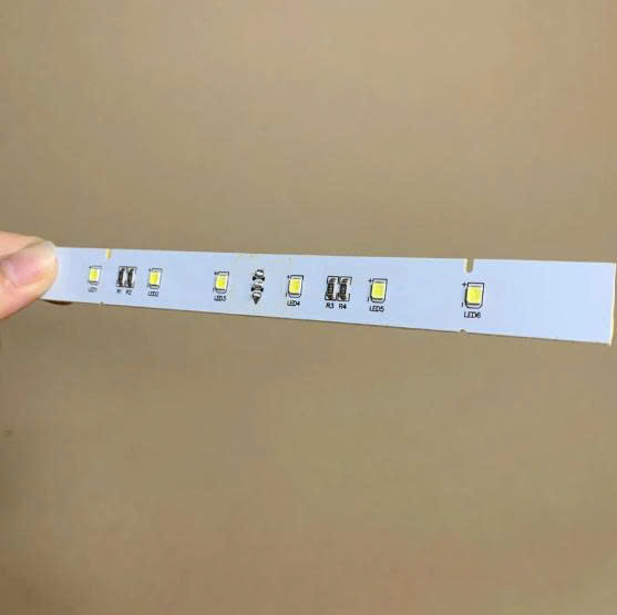 MẠCH ĐÈN LED TỦ LẠNH TOSHIBA GR-RS755WIA / GR-RS775WI / GR-RS780WI / GR-RS600WI – HÀNG CHÍNH HÃNG