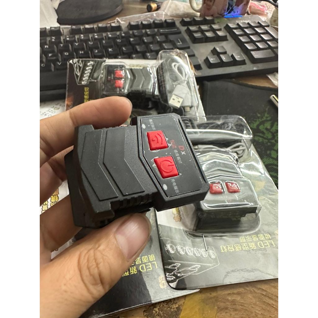 Đèn LED Cảm Ứng Mini Kẹp Mũ dành cho Đi Câu, Đi Leo Núi, Cắm Trại sale giá rẻ - Đèn Kẹp mũ DX18 y hình