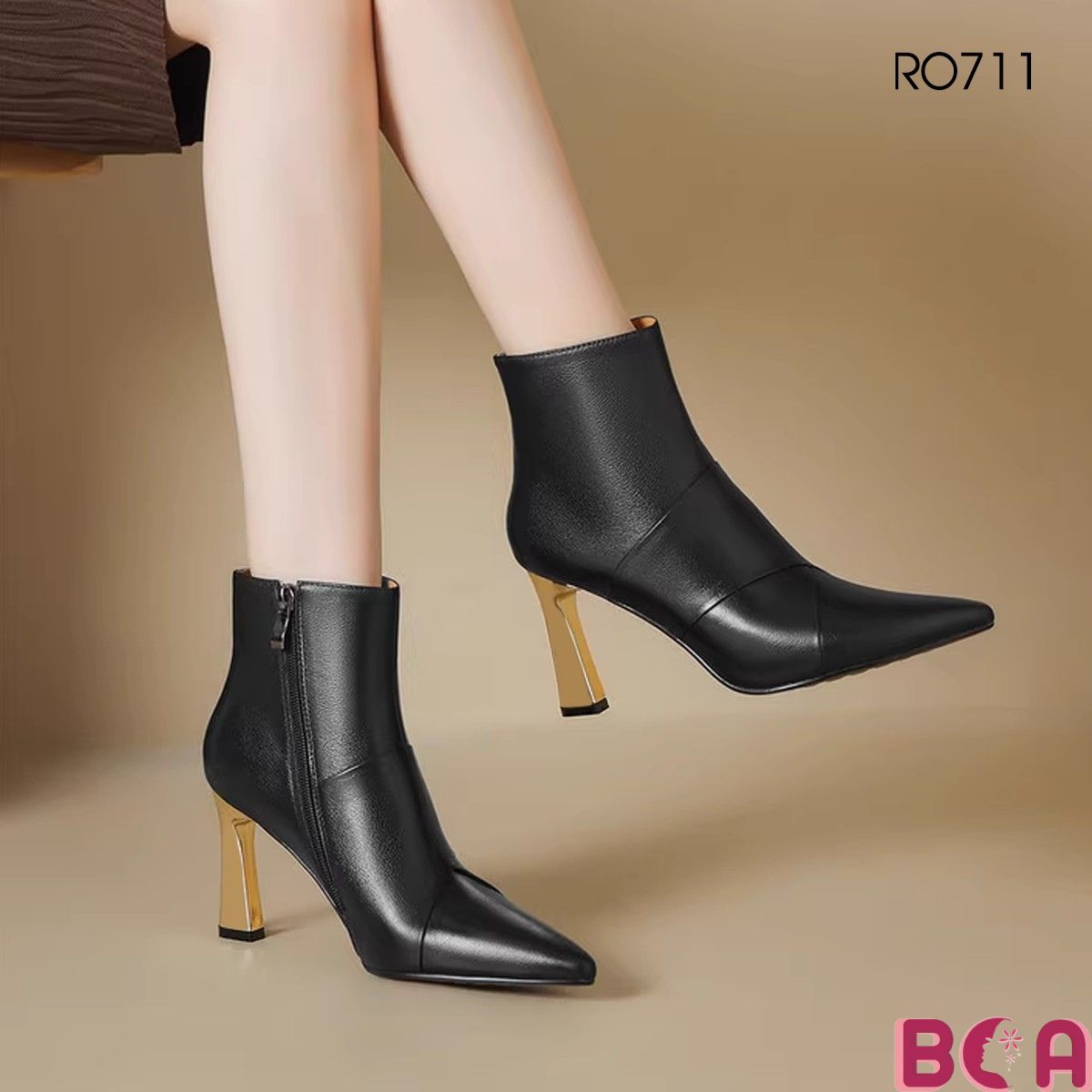 Boot Nữ Cổ Ngắn RO711 ROSATA – Da PU Loại 1 – Gót 9cm – Mũi Nhọn – Size 35–40