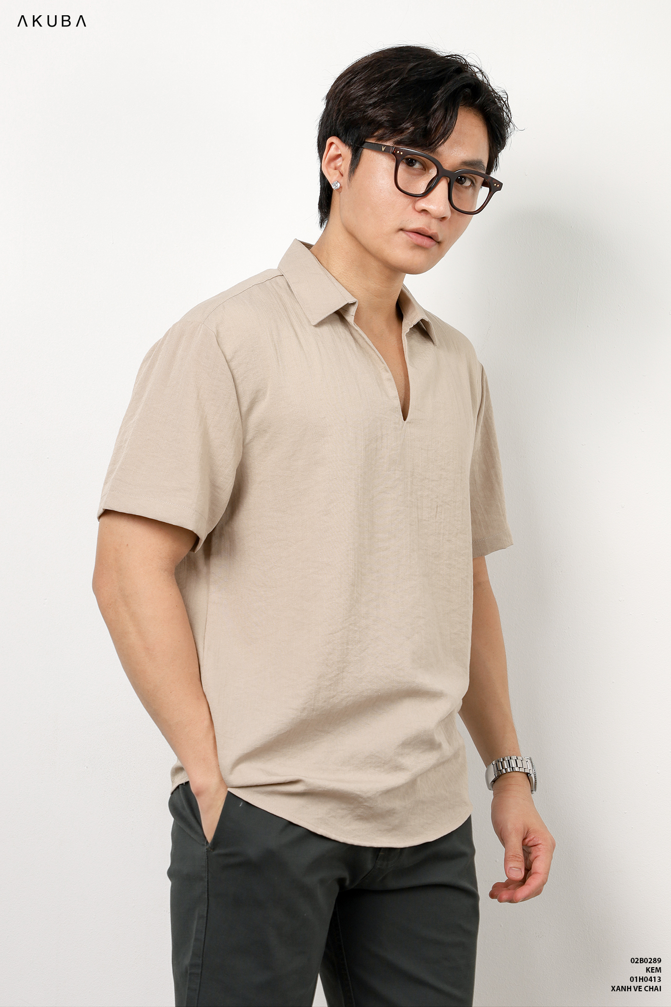 Áo linen nam có cổ tay ngắn trơn AKUBA form regular, vải linen nhẹ, thấm hút cực tốt, thân thiện môi trường 02B0289