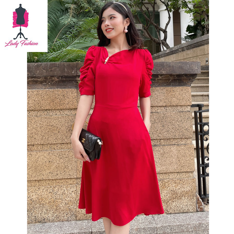 Đầm suôn cổ đỗ phối ngọc trai -MS024