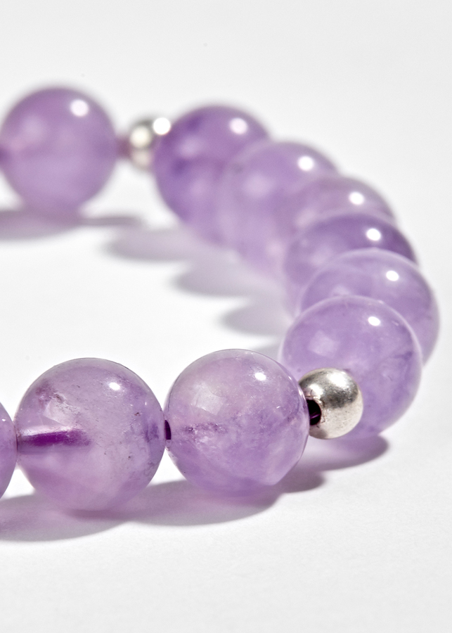 Vòng Đá Thạch Anh Tím Ngọc Phối Charm Bạc Ngọc Quý Gemstones