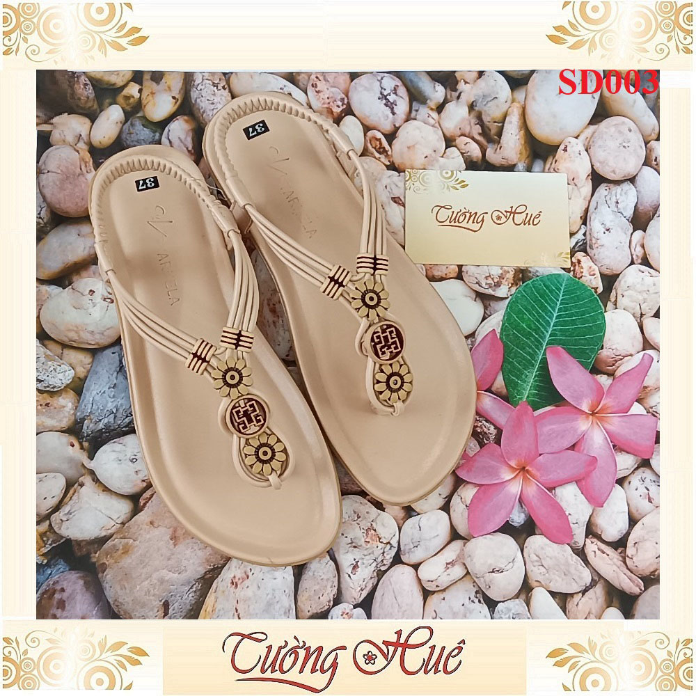 Sandal Nữ Xỏ Ngón Đế Bệt Quai Hình Hoa - SD003