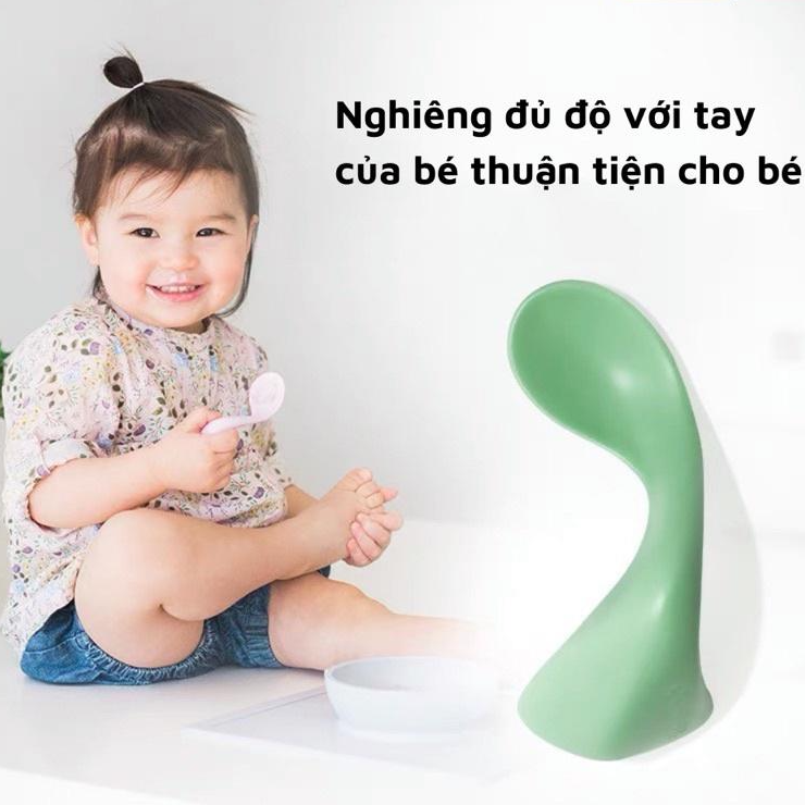 Combo 2 Thìa ăn dặm muỗng cho bé tập xúc tự ăn thông minh bằng nhựa Loại Cong Amori INOCHI thiết kế nhật bản