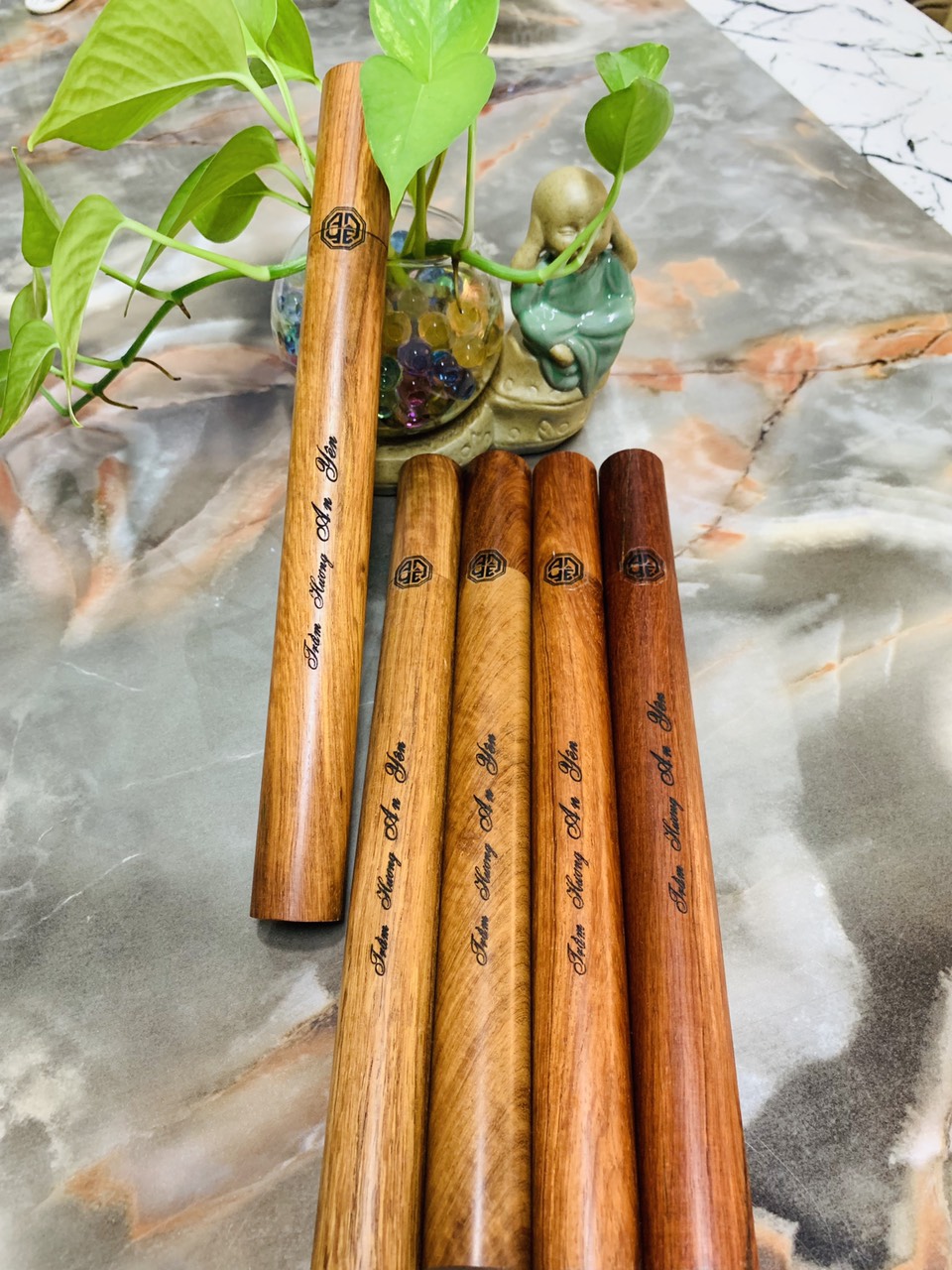 Nhang xông Trầm Hương - 1 ống 90 cây