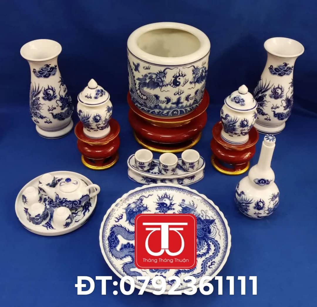BỘ BÁT HƯƠNG VẼ RỒNG (ĐK BÁT: 16,18,20) ĐẾ GỖ SƠN SON THẾP VÀNG, ĐẾ CAO 12CM