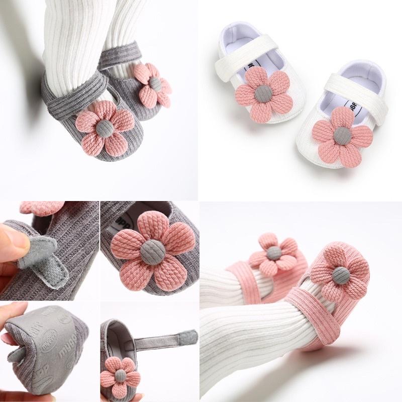 Giày tập đi cho bé gái vải len đính hoa êm mềm chống trơn trượt từ 6 tháng - 2 tuổi