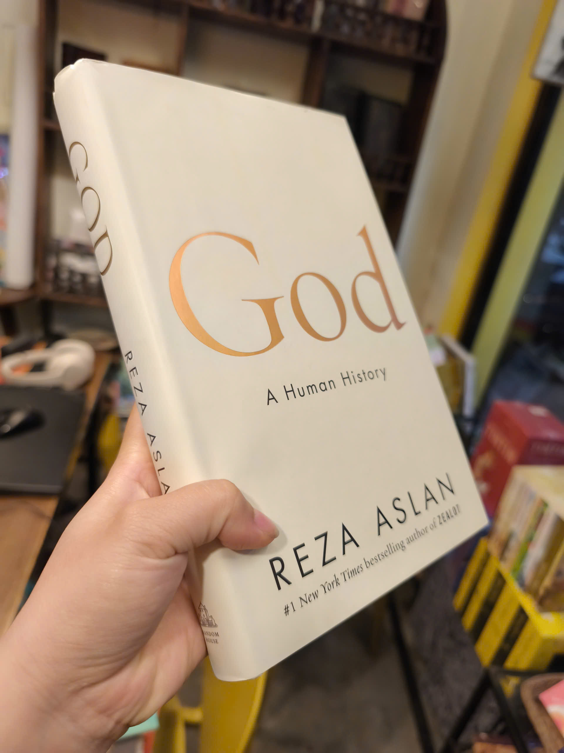 Sách - God: A Human History by Reza Aslan - NEW YORK TIMES BESTSELLER