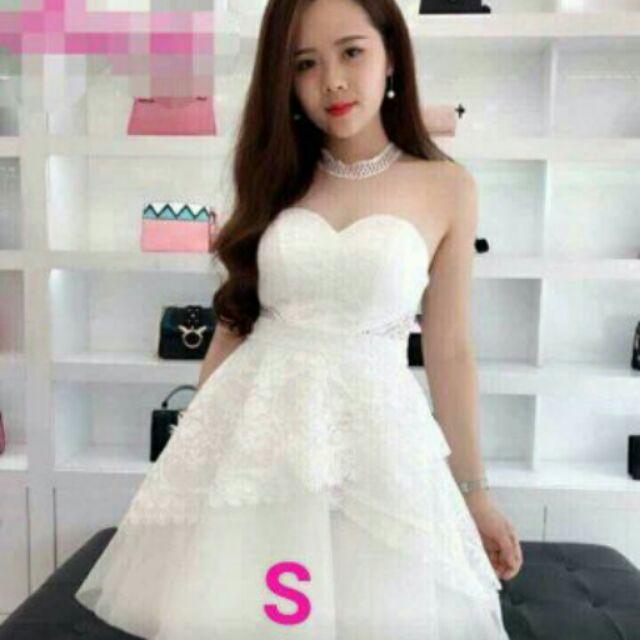Đầm cúp ren bèo xòe đắp chéo