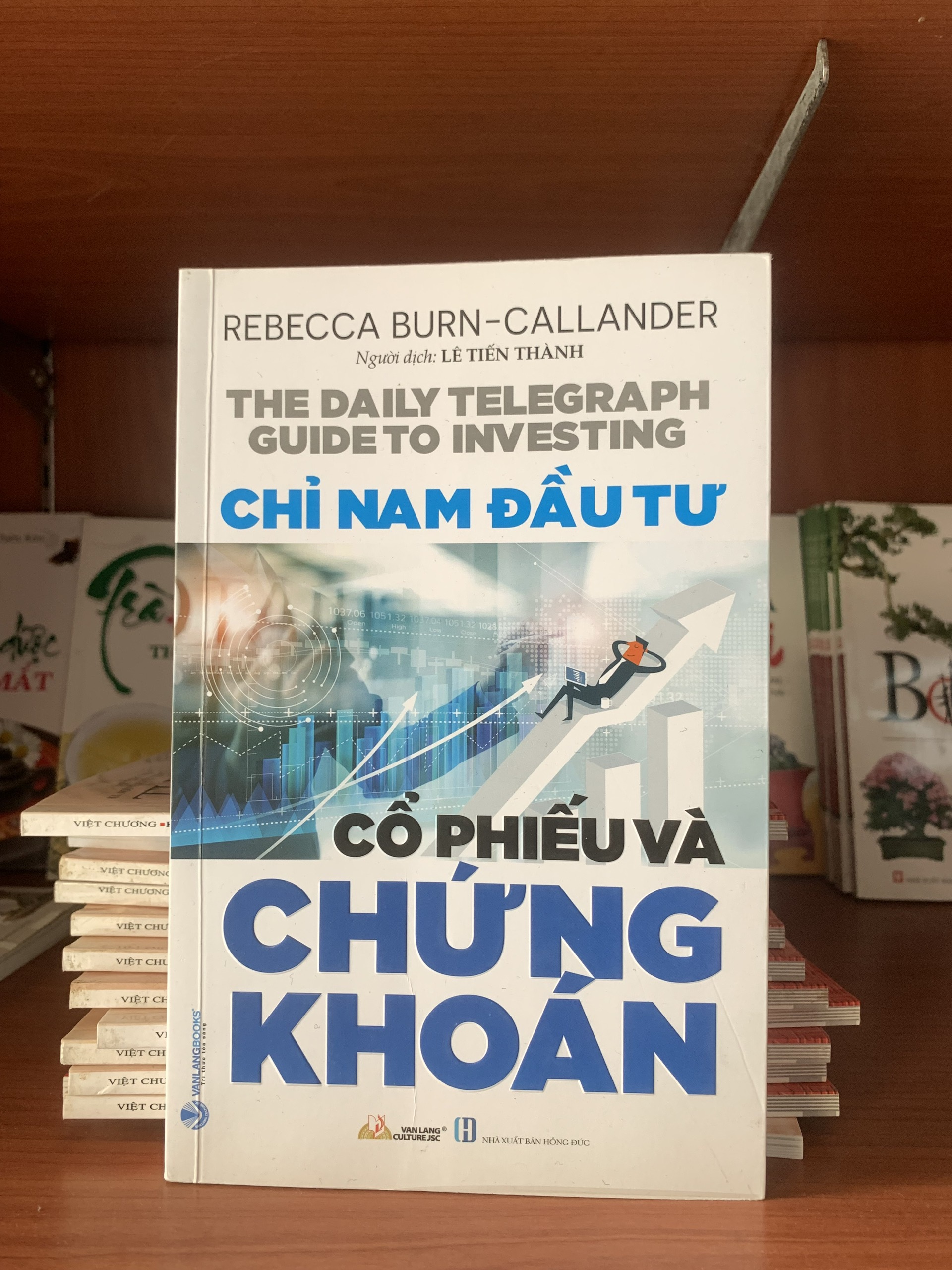 Chỉ Nam Đầu Tư Cổ Phiếu Và Chứng Khoán - Vanlangbooks