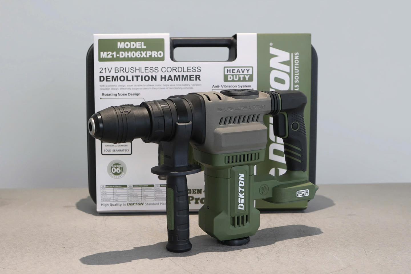 THÂN MÁY ĐỤC BÊ TÔNG PIN 6J ĐỘNG CƠ KHÔNG CHỔI THAN MÀU OLIVE M21-DH06XPRO DEKTON - HÀNG CHÍNH HÃNG