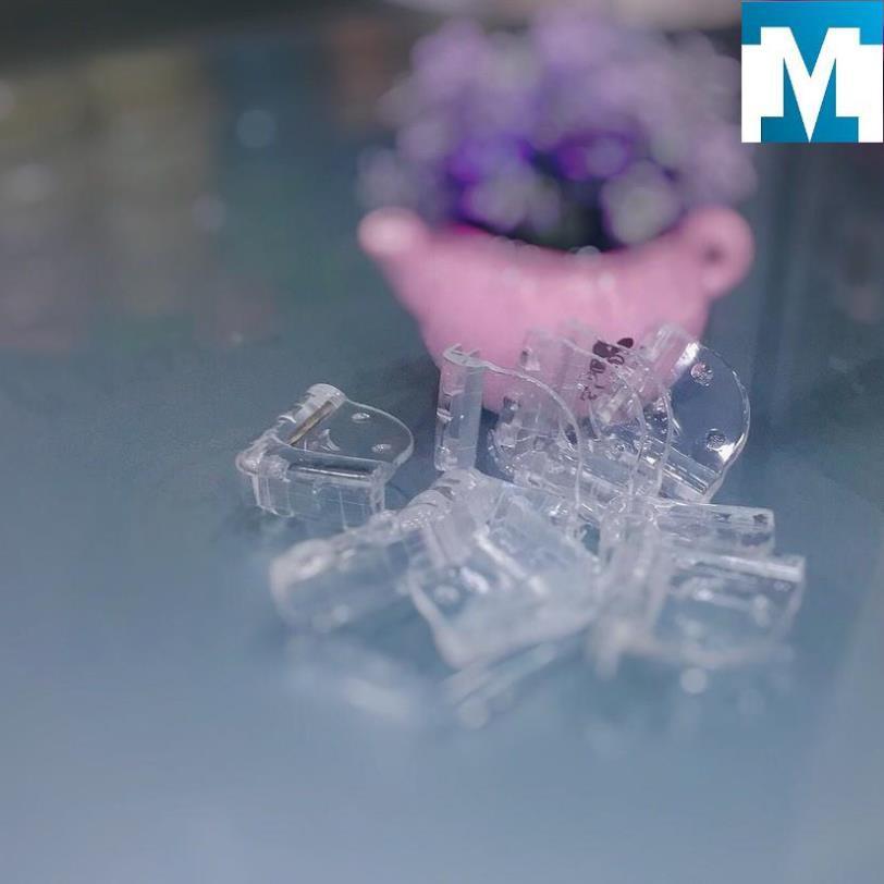 Miếng bịt góc bàn bằng silicone hình mặt cười bảo đảm an toàn cho trẻ