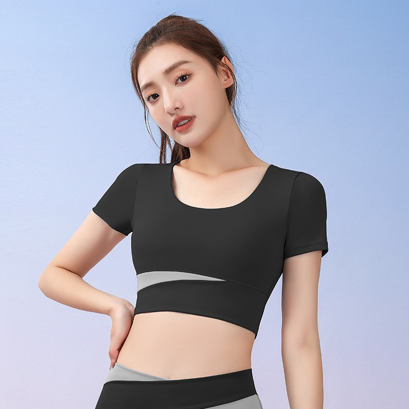 Bộ quần áo tập gym, yoga, aerobic nữ 2 món, áo croptop có đệm mút và quần ôm body, tôn dáng, Set đồ tập trẻ trung năng động