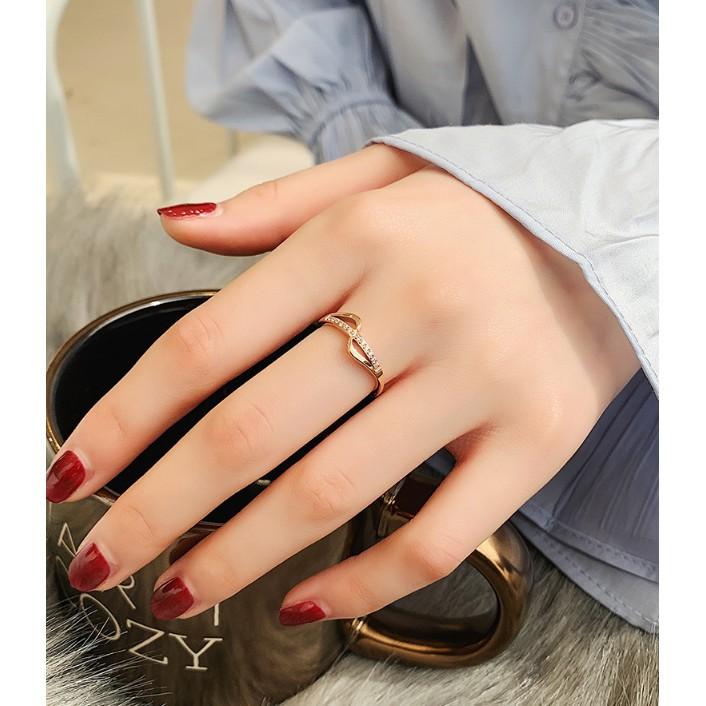 Nhẫn titan lượn sóng so hot Nk47