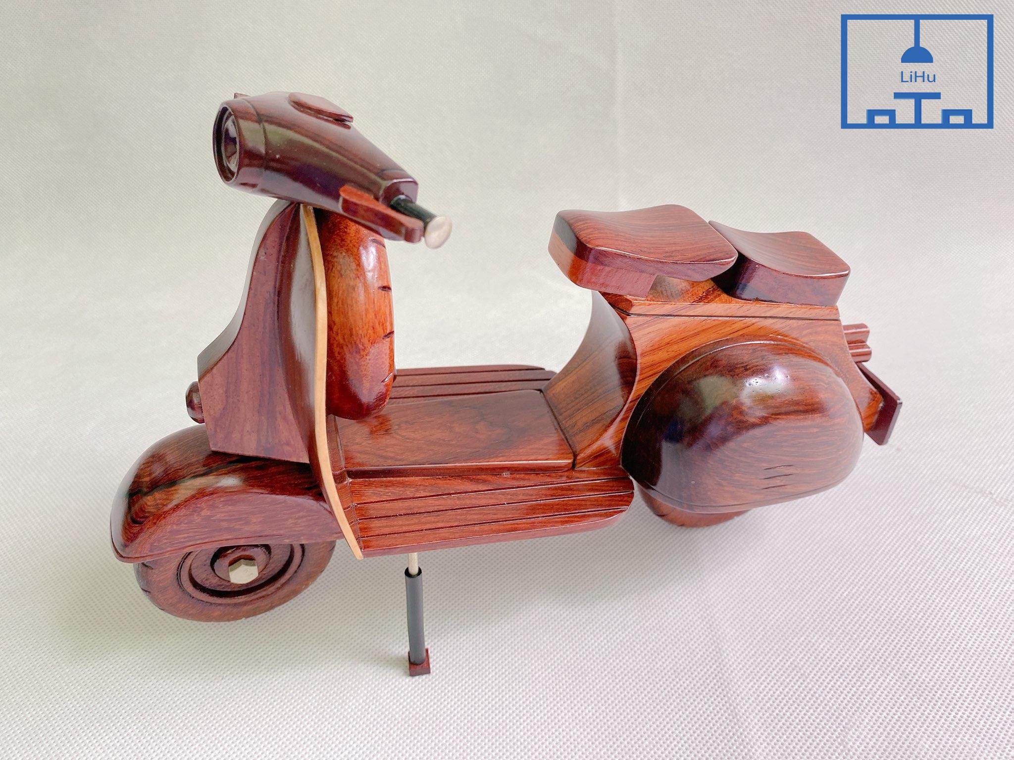 Mô hình xe máy trang trí VESPA NATURE trang trí nhà cửa - Size 25x8x12