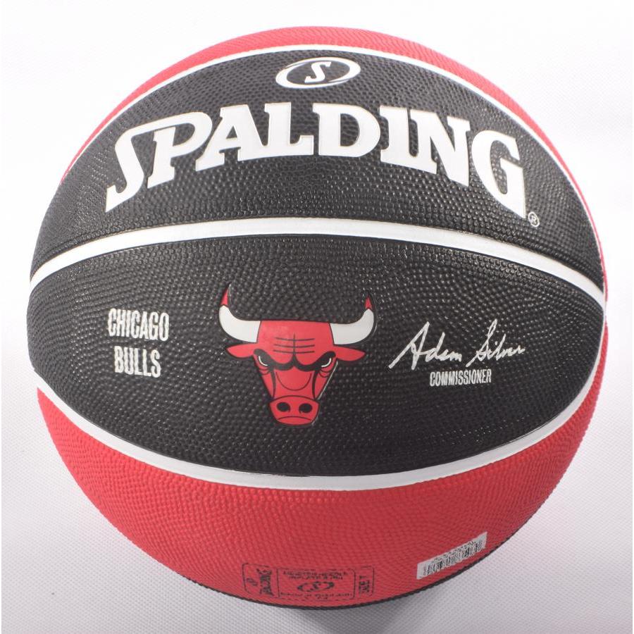 Bóng rổ Spalding NBA Team Chicago Bulls Outdoor  size7