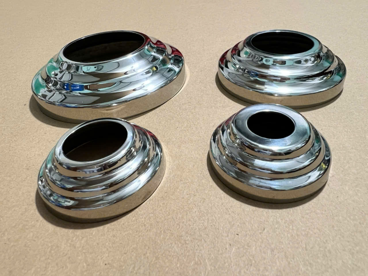 Chụp Đế Trụ Lan Can Cầu Thang Phi 19-25-38-51 Inox 304 KB-975