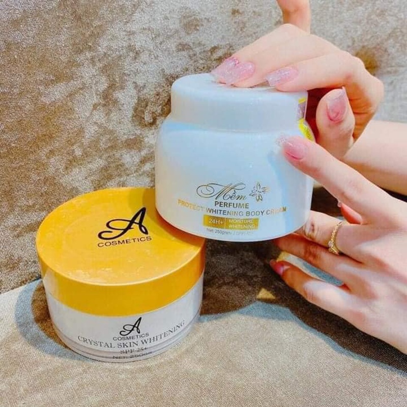 Bộ sản phẩm dưỡng trắng da body Acosmetics (Ủ trắng pha lê tinh thể nước và Kem body mềm)