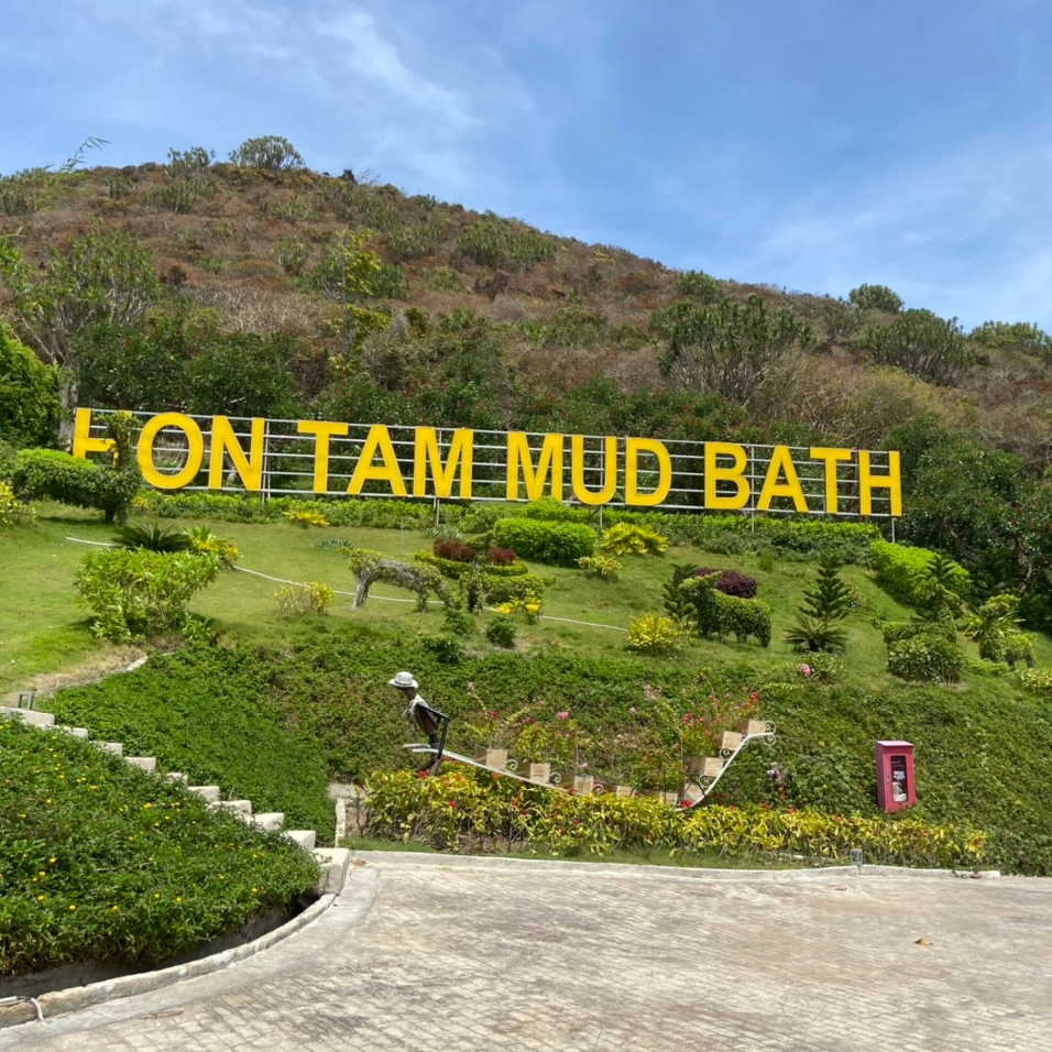 Gói 2N1Đ Tại Merperle Hòn Tằm Resort 5* - Ăn Ba Bữa. Miễn Phí Vé Khu Vui Chơi Sparkling Waves. Tặng Vé Tắm Bùn Dành Cho 02 Khách.