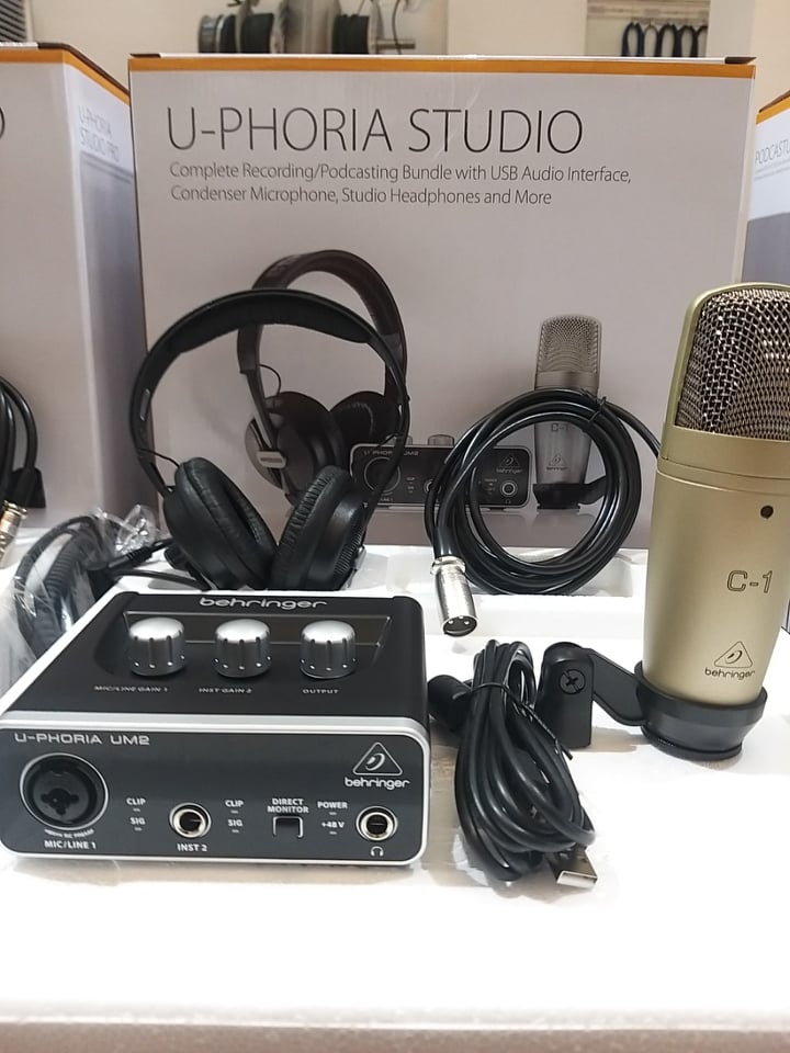 Bộ Thu Âm Behringer U-PHORIA STUDIO Recording Packages- Hàng Chính Hãng