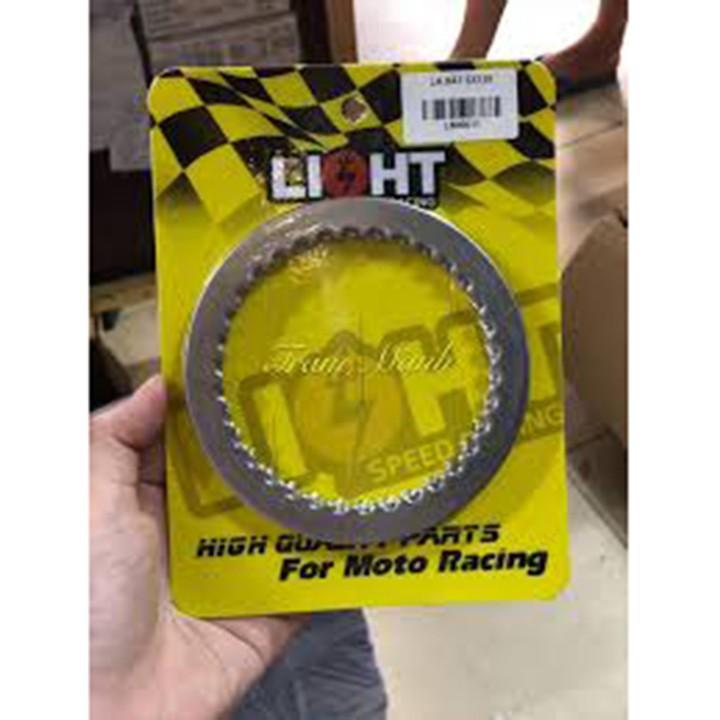 Lá sắt gắn xe máy exciter
