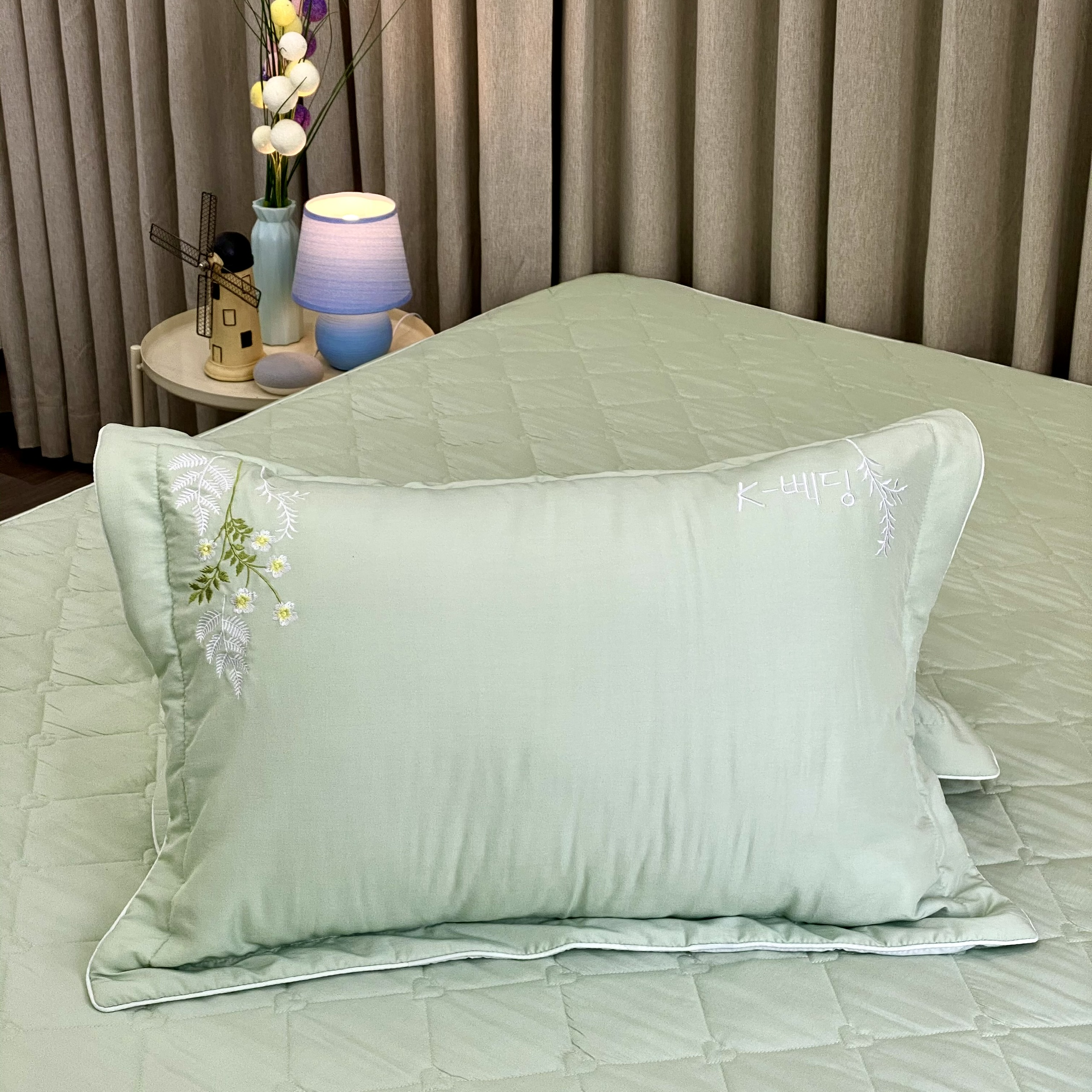 Bộ ga giường chần bông KBedding by Everon KMTS 103 Microtencel Xanh ngọc (4 món)