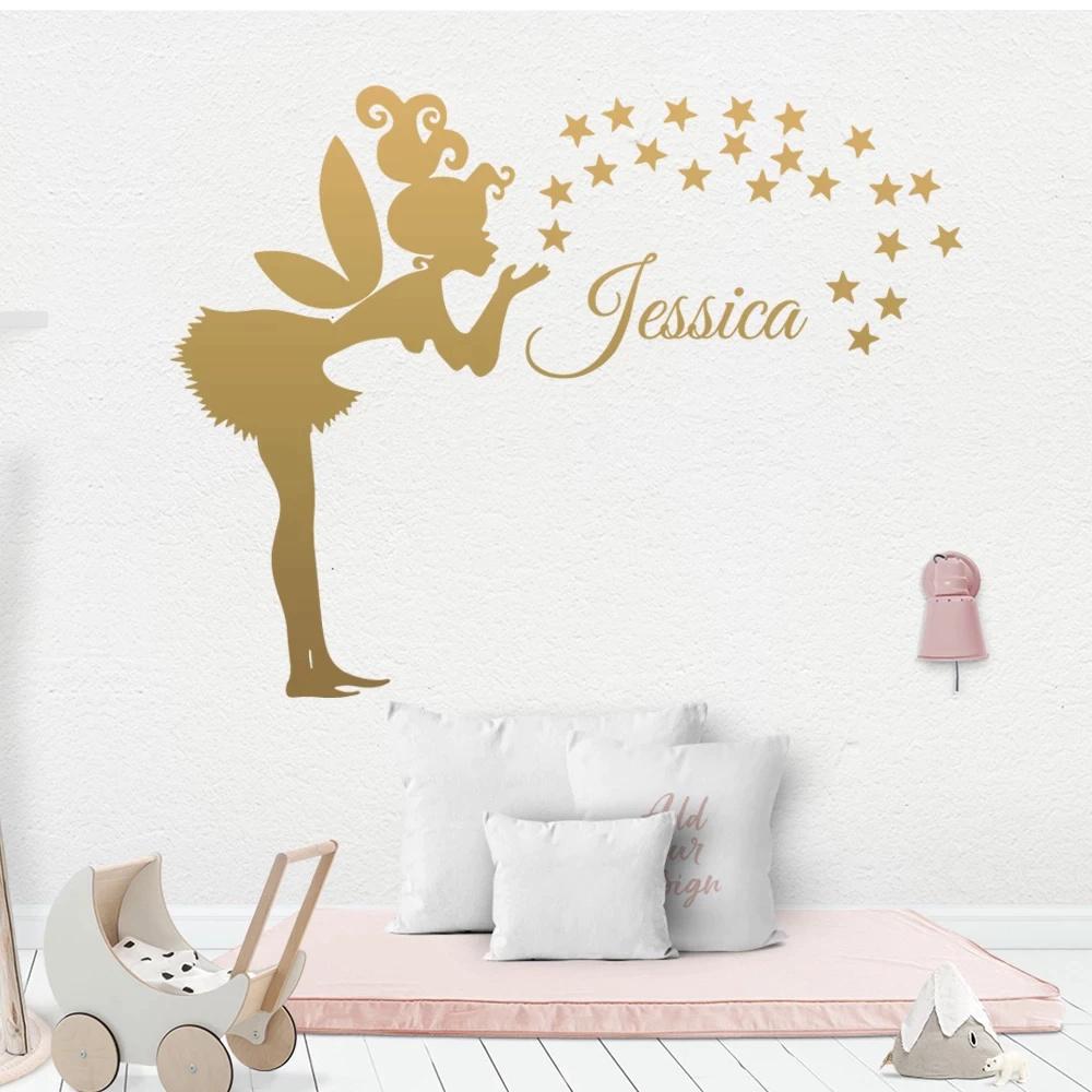 Decal trang trí phòng ngủ