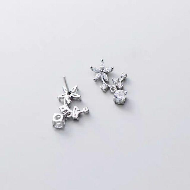 Khuyên Tai Bạc Ý s925 Gắn Đá Zircon Lạ Mắt G5671 - AROCH Jewelry