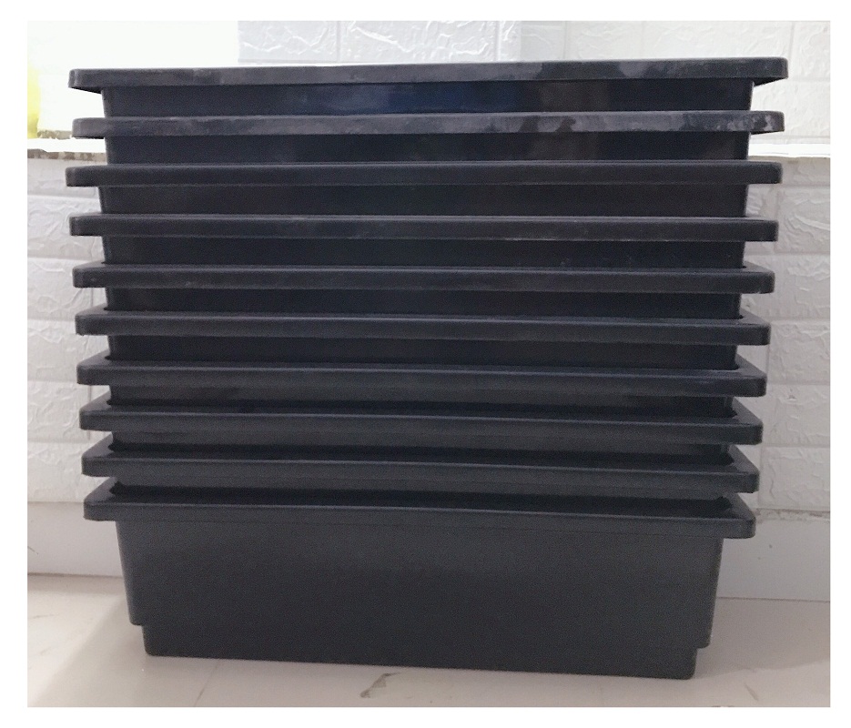 Combo 10 Giỏ Sắt Treo Chậu Hoa Ban Công Hình Chữ Nhật KT 64x21x18Cm - Màu Trắng + 10 Chậu/ Khay/ Máng Nhựa Trồng Rau, Trồng Hoa, Cây Cảnh Kích Thước 67X24X19Cm - Màu Đen