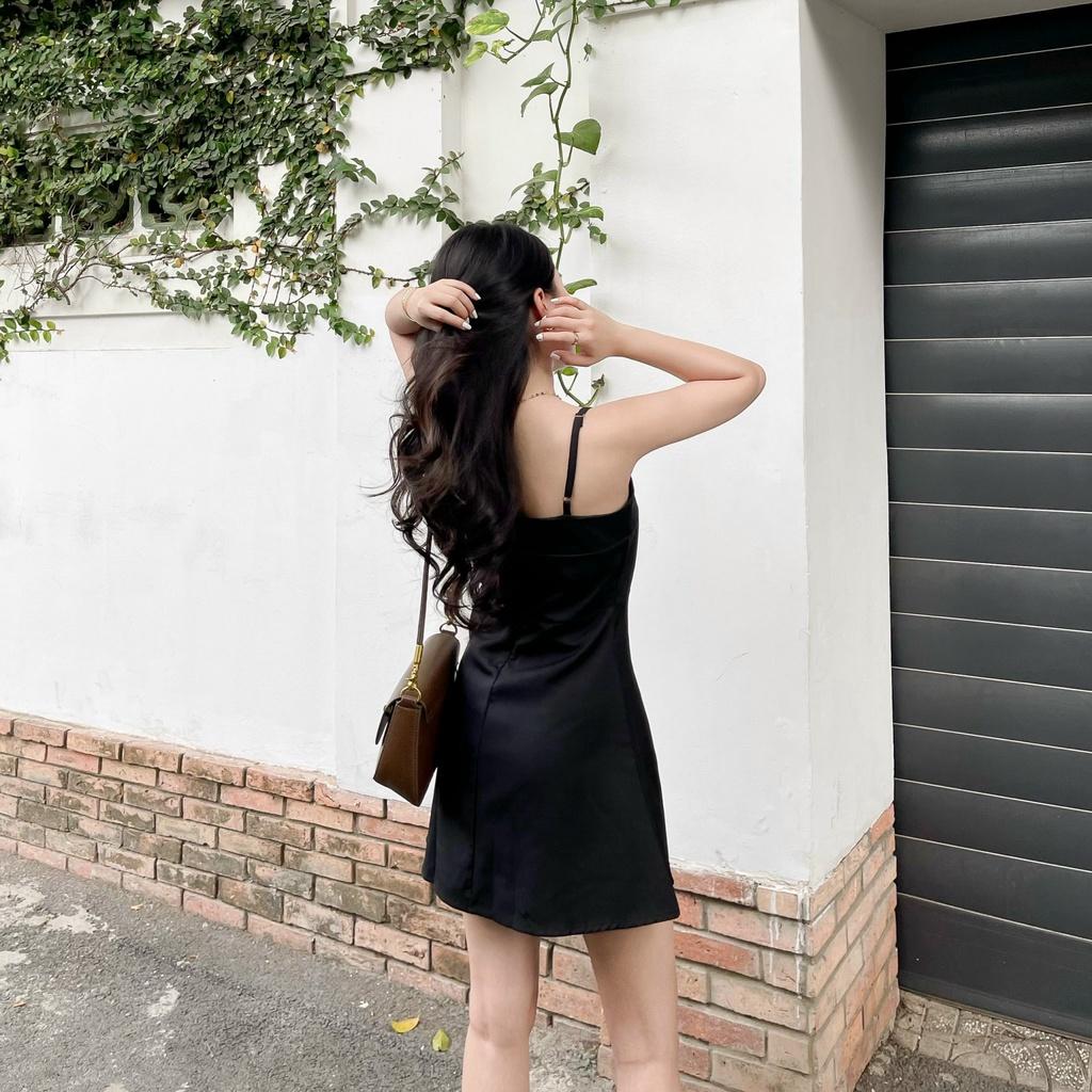 Đầm trơn 2 dây trắng và đen