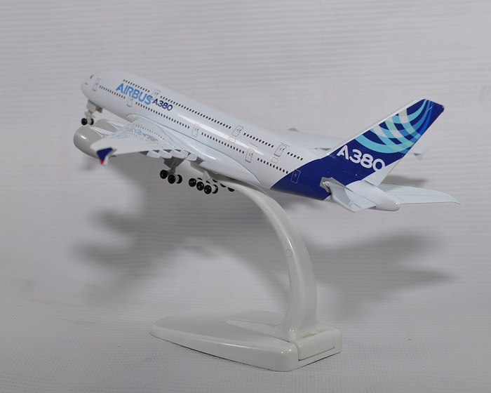 Mô hình máy bay A380 Nguyên bản 20cm có bánh xe